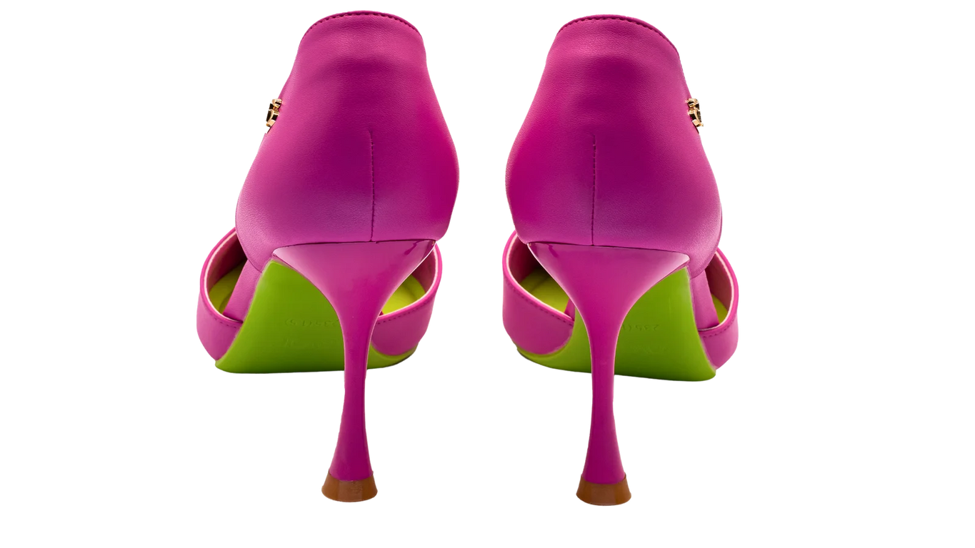 Avar Shoes Solar Flair Heels made from eco-friendly pineapple fiber, combining luxury, sustainability, and style. Shine bright while reducing your environmental impact.